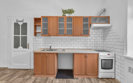 Zděný byt 2+kk s balkonem