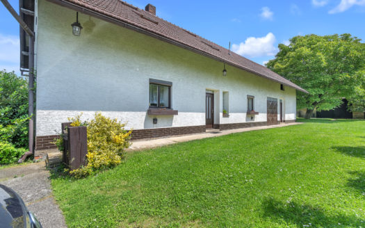 Prodej rodinného domu se sadem u Hradce Králové