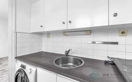 Prodej slunného bytu 1+kk s balkónem